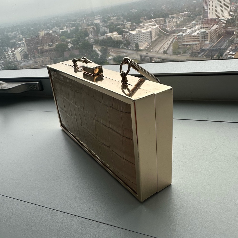Gold Hard Box Bag With Handle - Picture 4 of 5